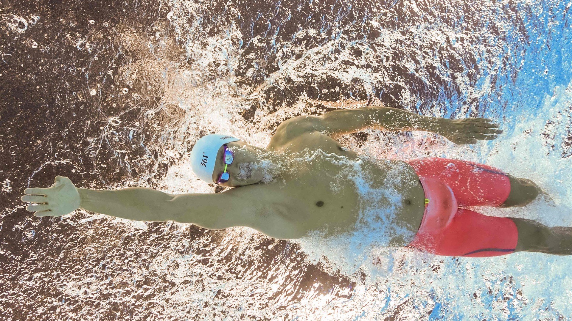 勇士外线再度爆发，库里手感火热，勇士为库里创的是什么战术